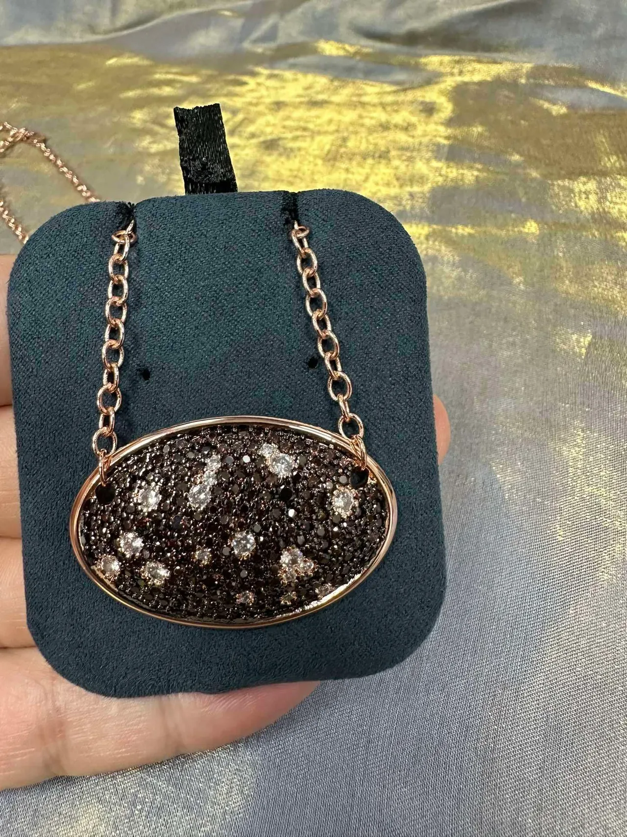 Collier Navy Gold avec pendentif ovale drusy et chaîne link 7