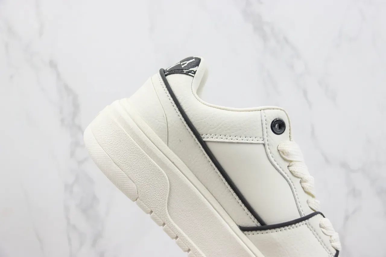Off-White New York Yankees Logo Platform Sneaker 5
