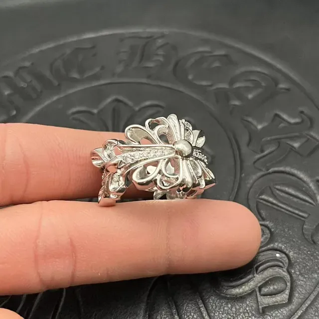 Ornate Floral Pavé-Set Silver-Tone Ring 3