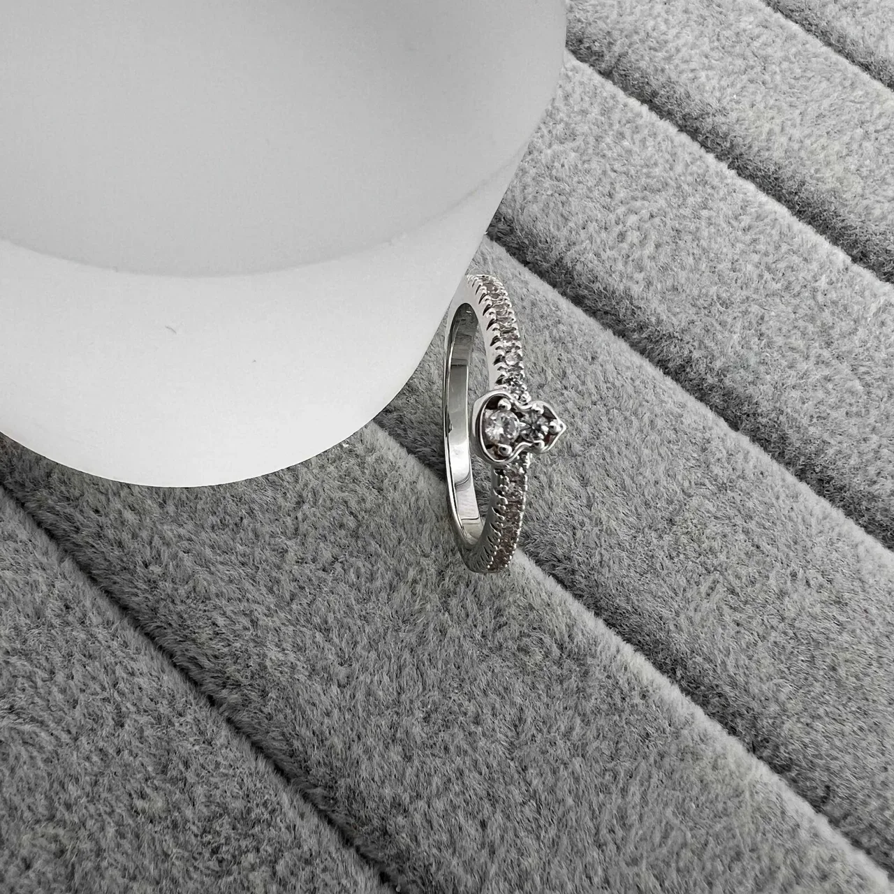 Pavé-Set Floral Motif Dual-Tone Stackable Rings 3