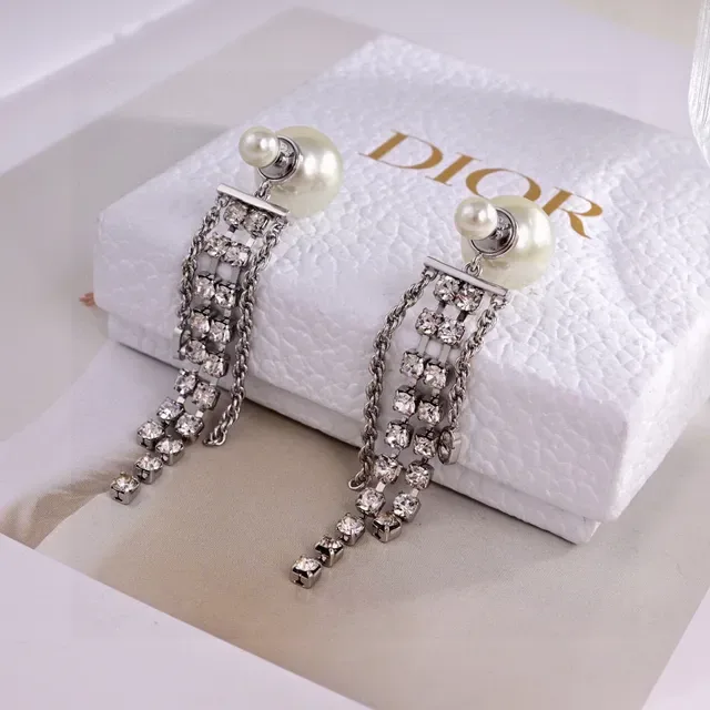 Boucles d'oreilles pendantes à chaîne à franges de grille de cristal avec perles 4