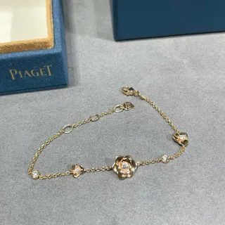 Piaget Rose Collection Gold Floral Diamond سوارة