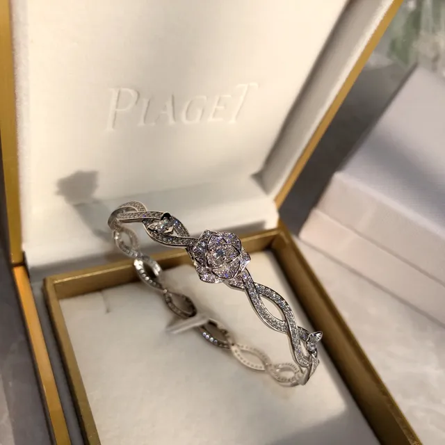 Piaget Rose Collection Twisted Vine Pavé Diamond Bracelet 7