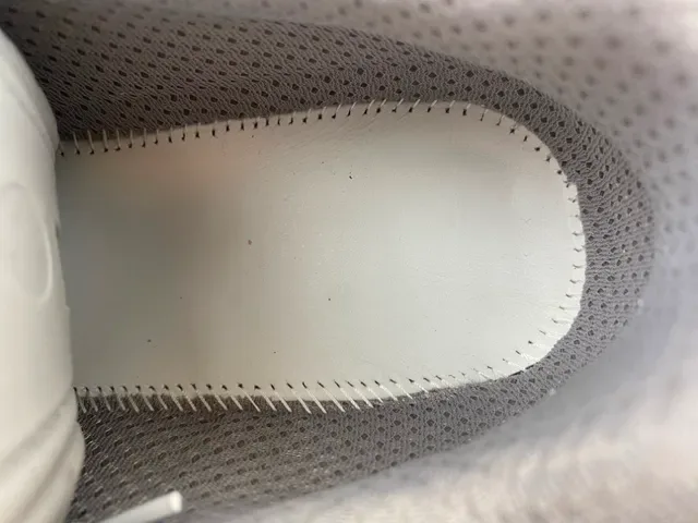 粉色和灰色网面生活休闲鞋 8