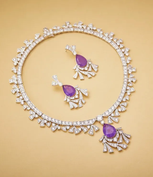 Purple Silver Diamond-Encrusted Fan-Shaped Motifs Necklace 4