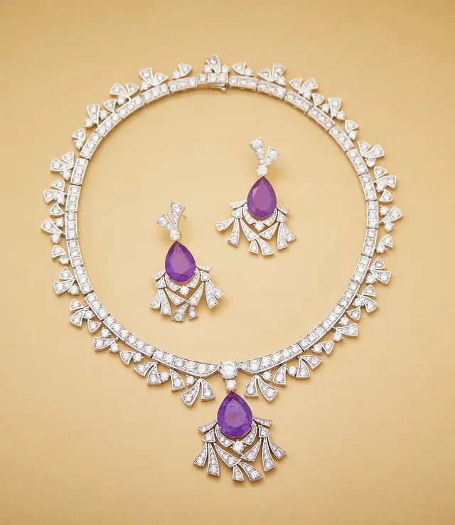 Purple Silver Diamond-Encrusted Fan-Shaped Motifs Necklace 6