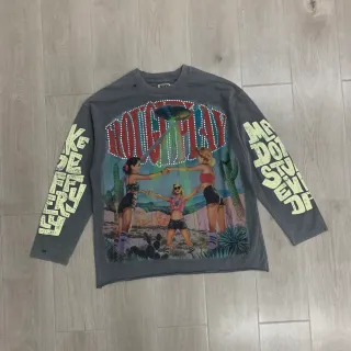 ROUCH Camiseta de manga larga con estampado gráfico y pedrería