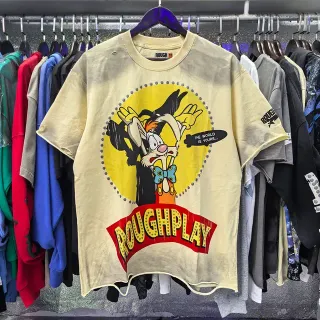 تيشيرت أوفرسايز ROUGH بطبعة جرافيك وحاشية مهترئة