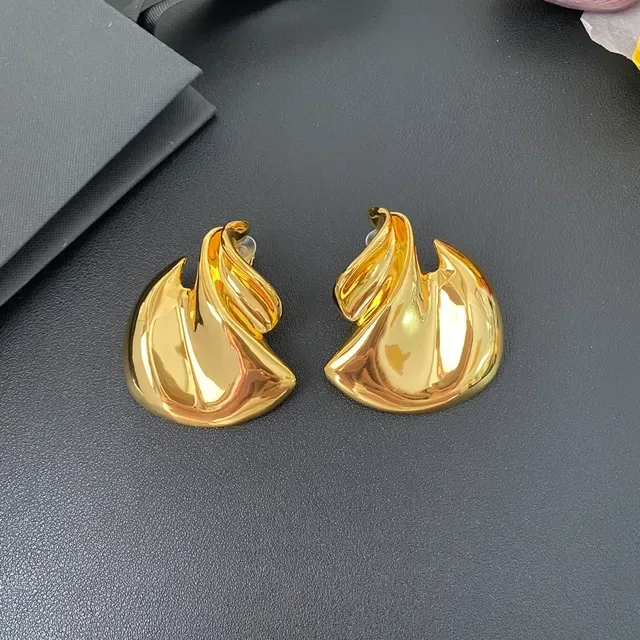 Sculptural Flame-Inspired Polished Gold-Tone Earrings 9