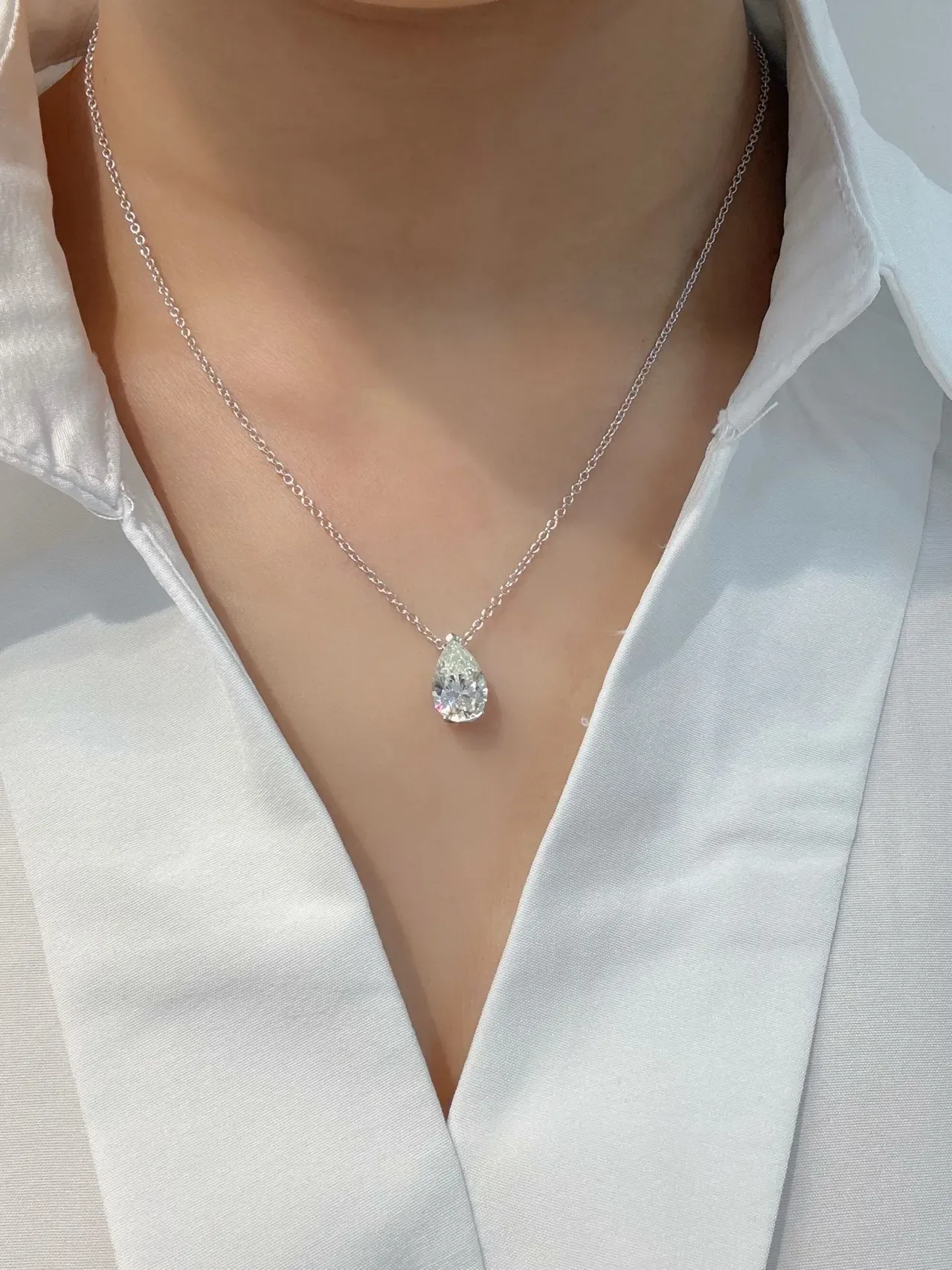 Silver Beige Pear-Cut Pendant Solitaire Setting Necklace 3