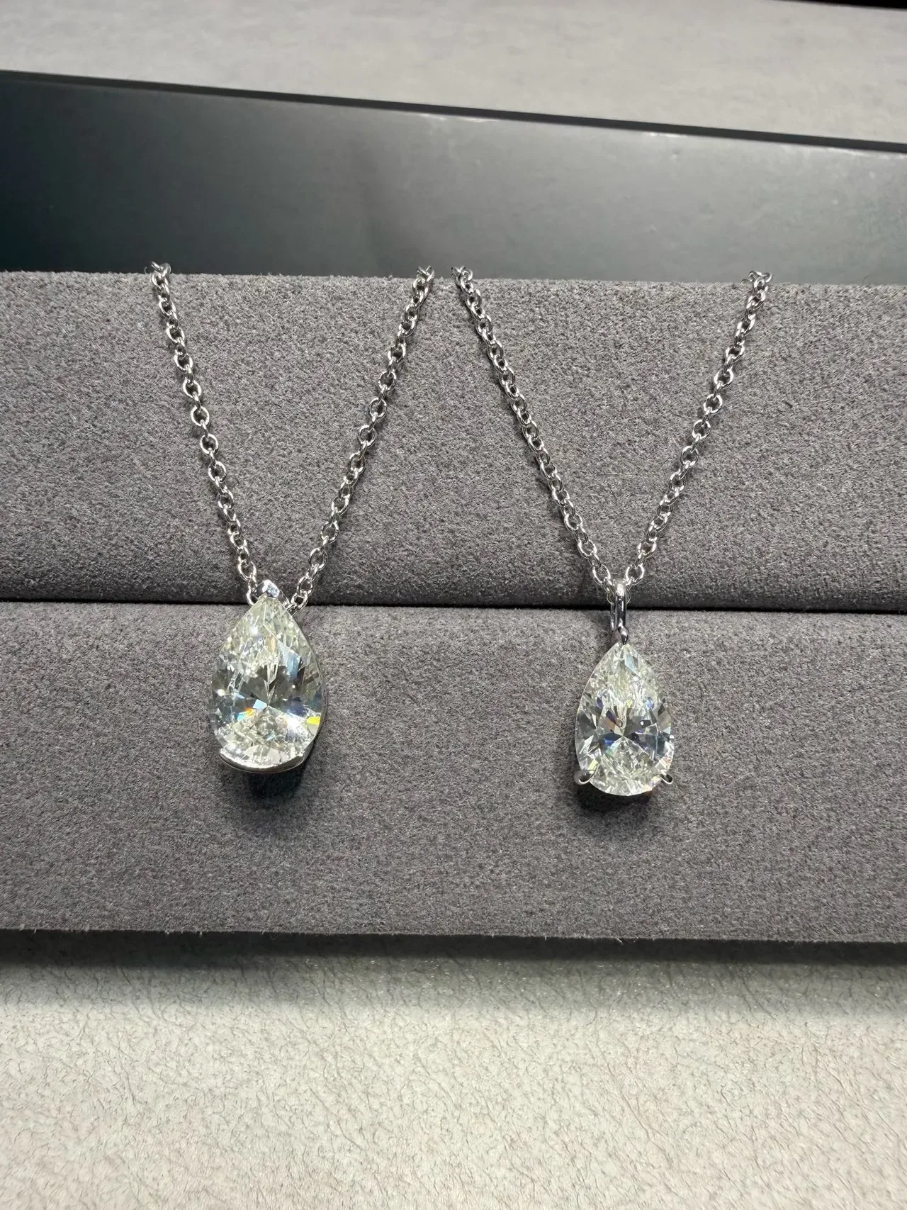 Silver Beige Pear-Cut Pendant Solitaire Setting Necklace 4