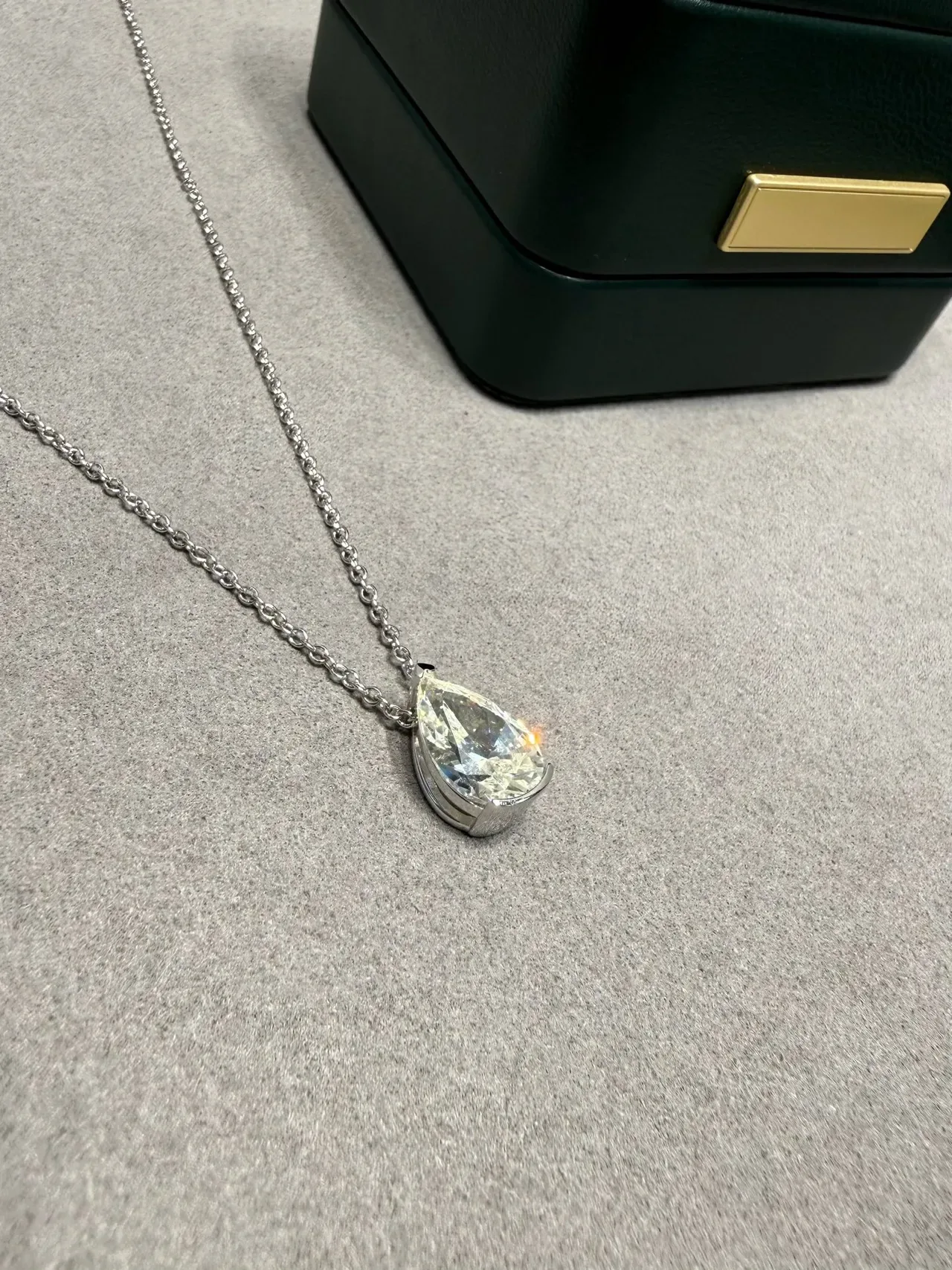 Silver Beige Pear-Cut Pendant Solitaire Setting Necklace 8