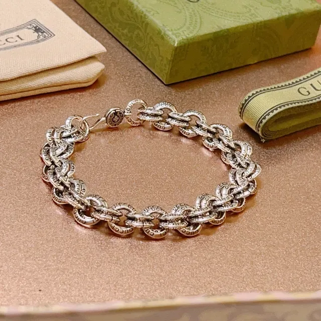 Silver Black Chunky Link Chain Ornate Bracelet 6