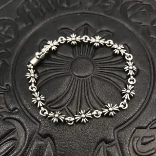 سوارة فضية بدوارة أقحوان مربوطة