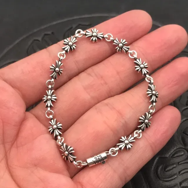 Silver Daisy Charm Link Bracelet 7
