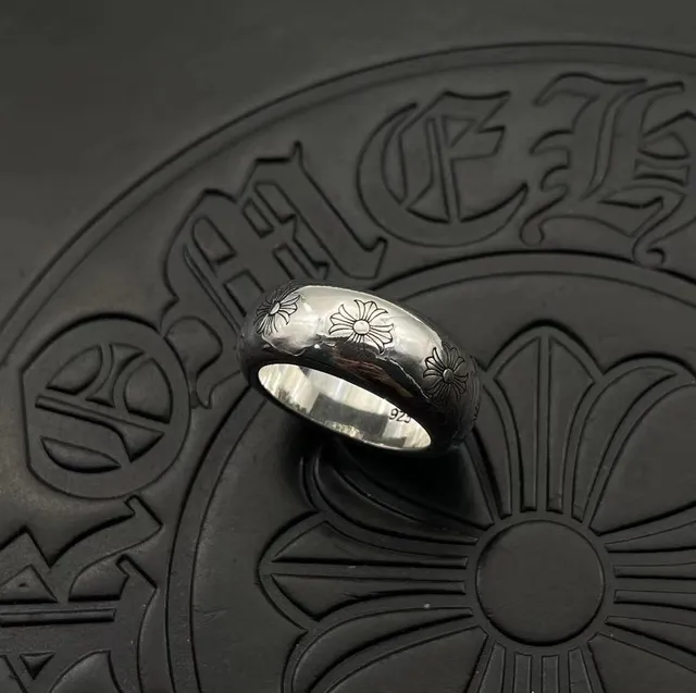 Silver Floral Engraved 925 Sterling Ring 8