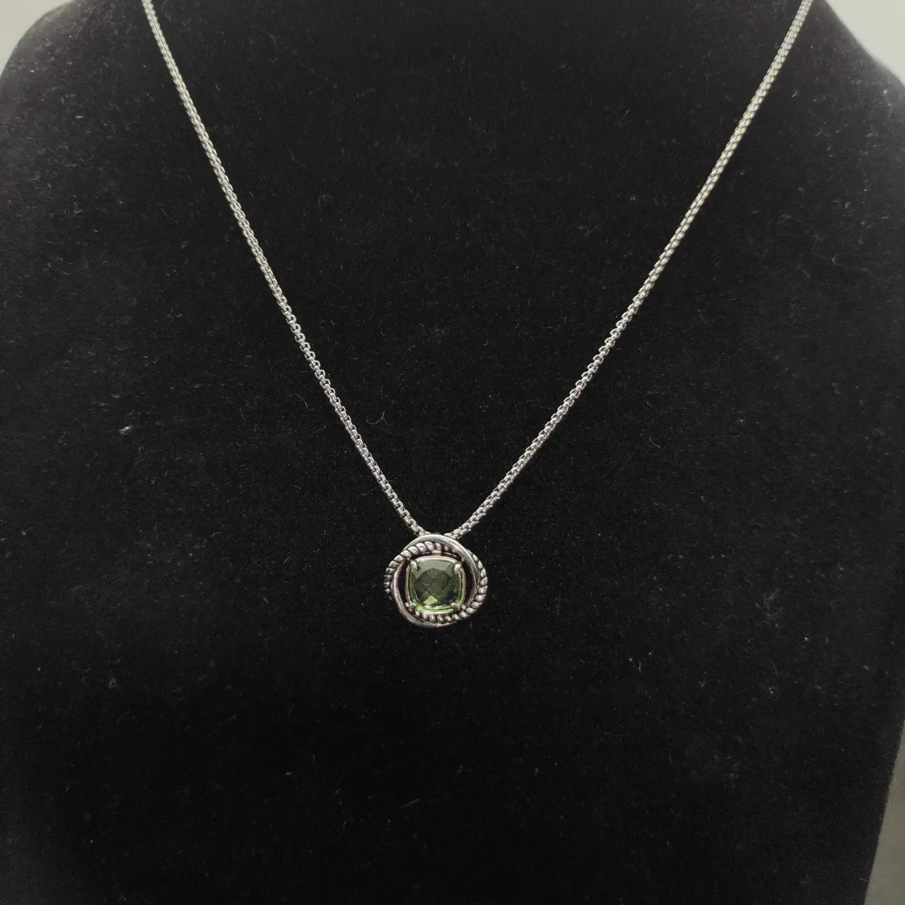 Silver Green Chain Faceted Pale Stone Necklace 6