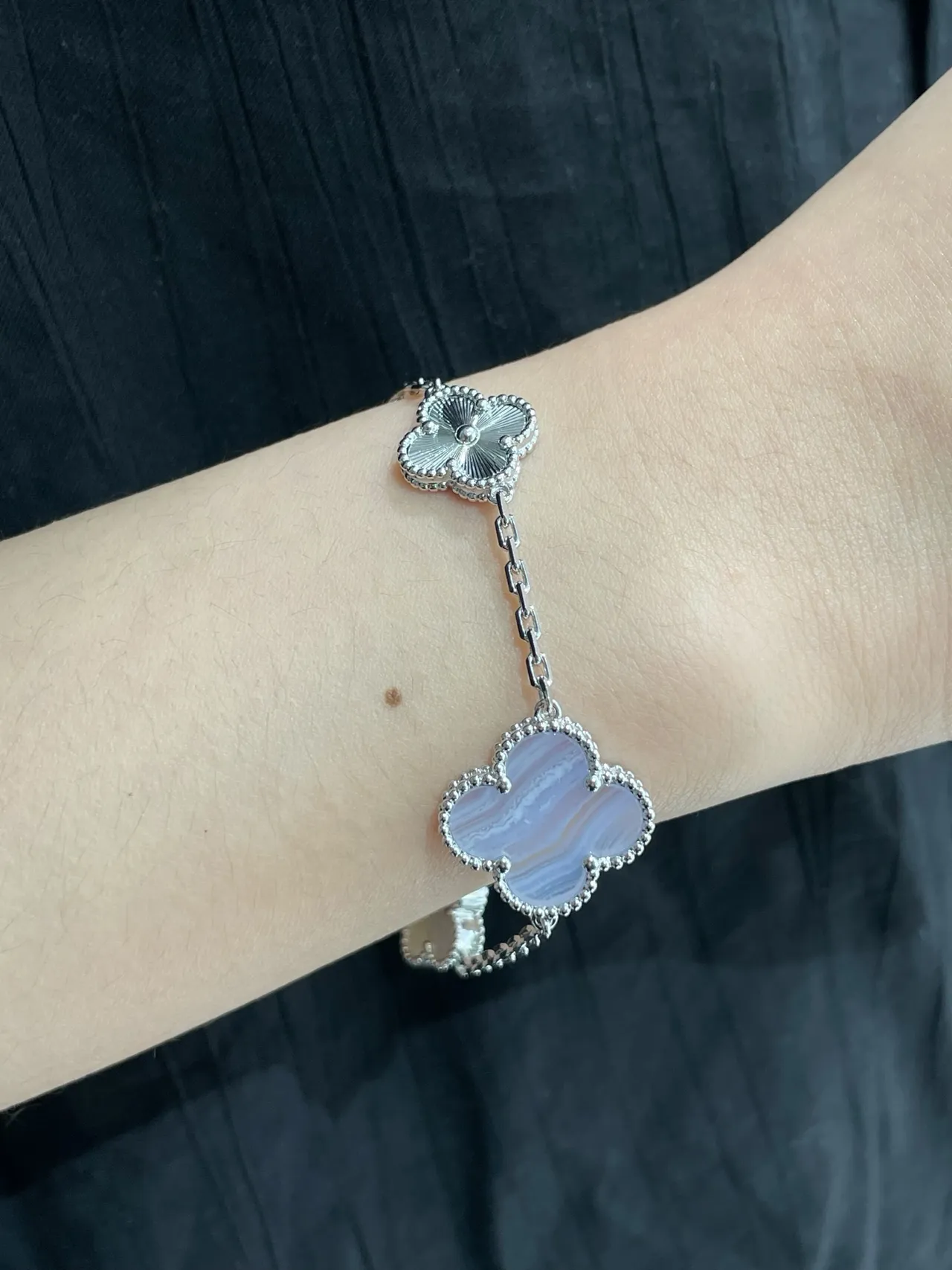 Silver Purple Clover-Shaped Charms Beaded Bezel Setting Bracelet 9