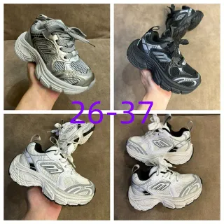 Skechers সিলভার গ্রে সোল মেশ এবং সিন্থেটিক ওভারলে চাংকি স্নিকার