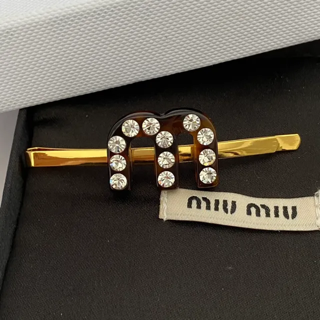 Tortoiseshell and Crystal Gold-Tone H-Motif Brooch 6
