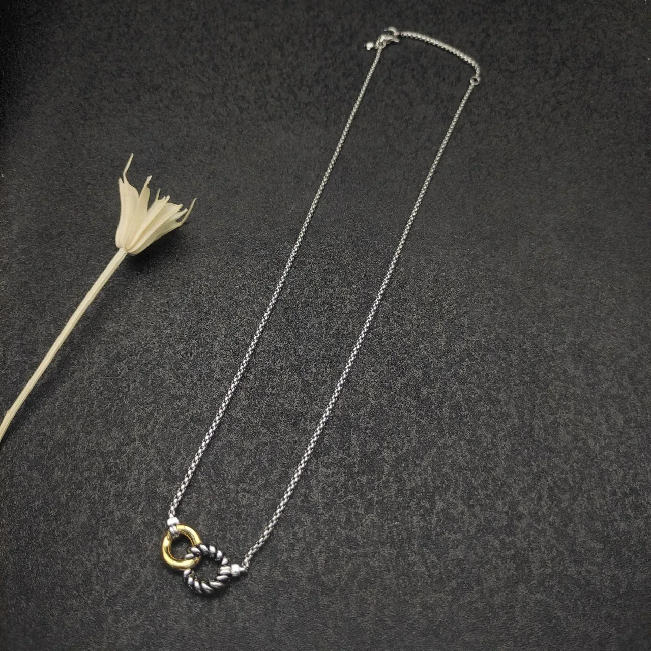 Two-Tone Interlocking Rings Pendant Necklace 8