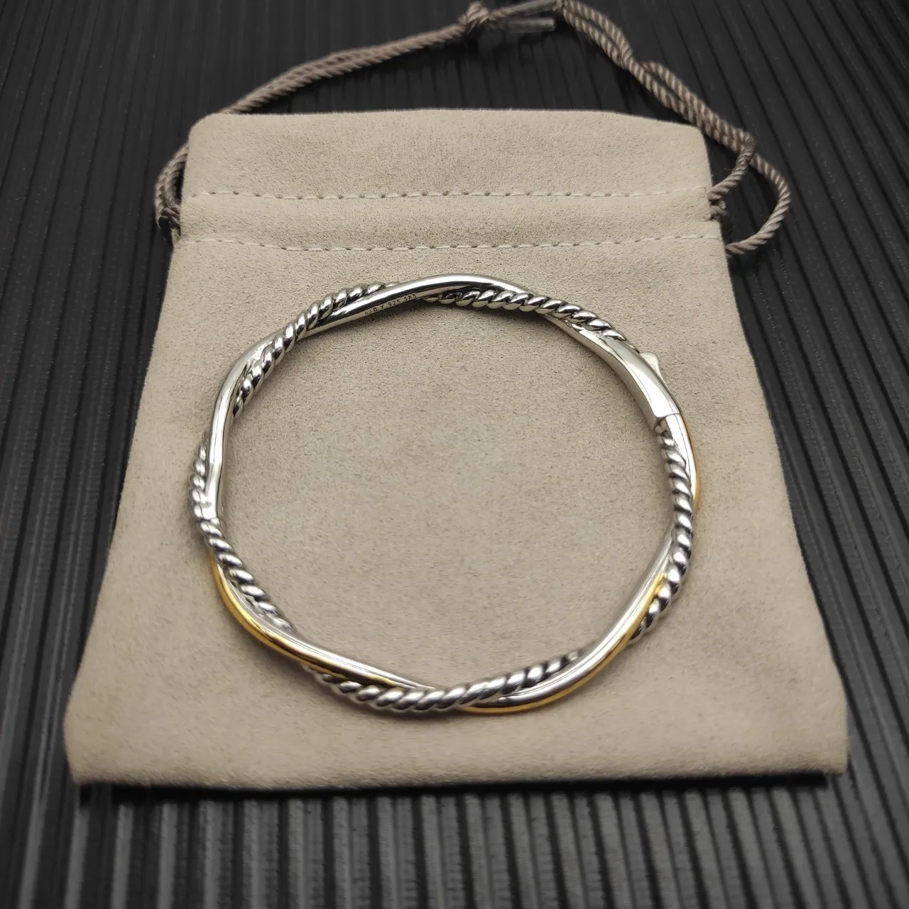 Two-Tone Twisted Rope Motif Bangle Bracelet 6