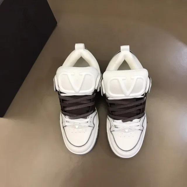 White and Black Contrast Panel Lifestyle Sneaker 2