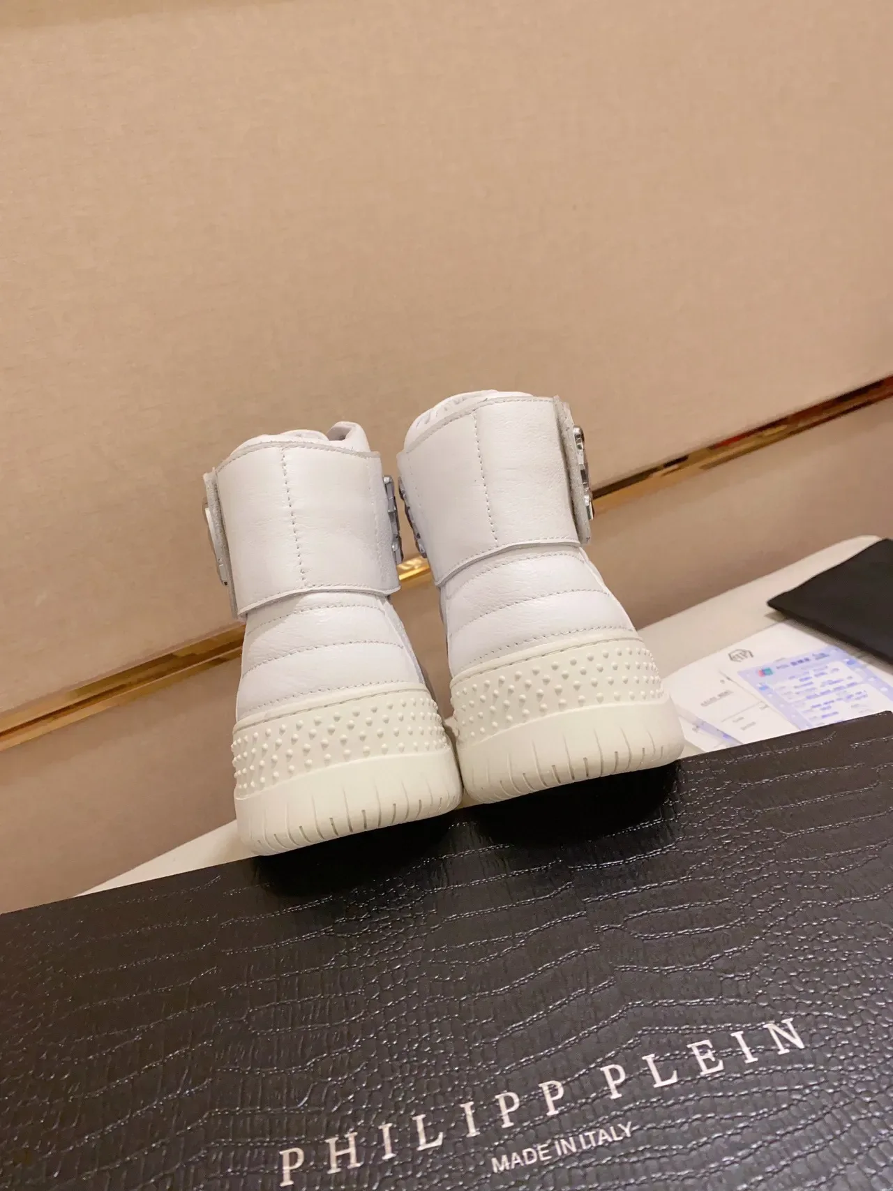 White Silver High-Top Leather-Like Upper Sneakers 3