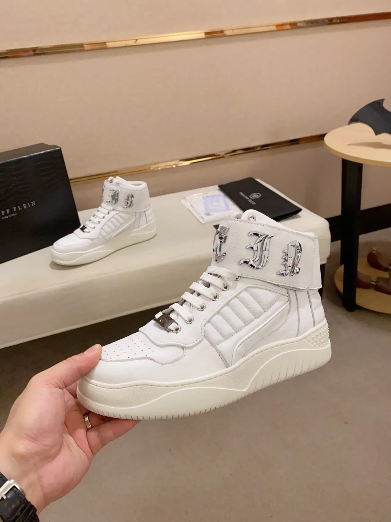 White Silver High-Top Leather-Like Upper Sneakers 6
