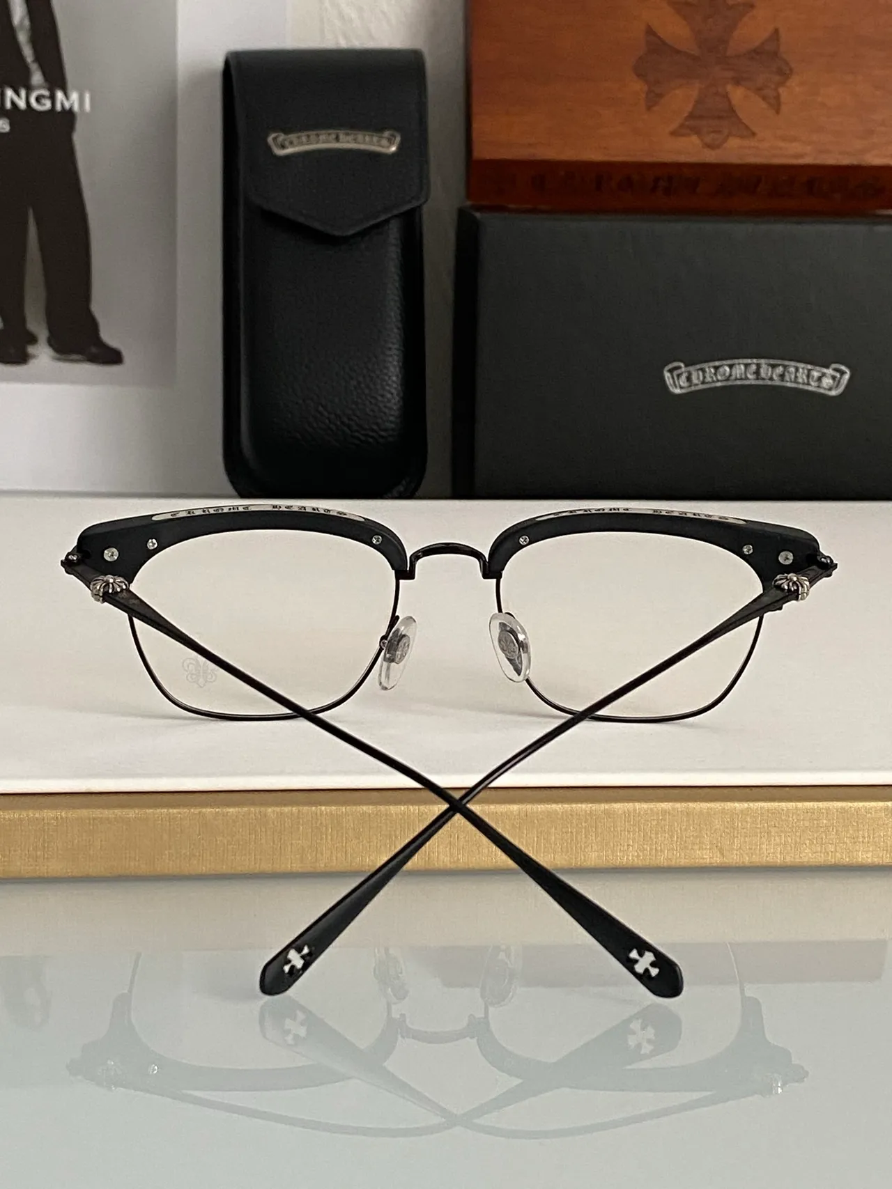 Gentle Monster Gafas ópticas de metal de doble tono 2