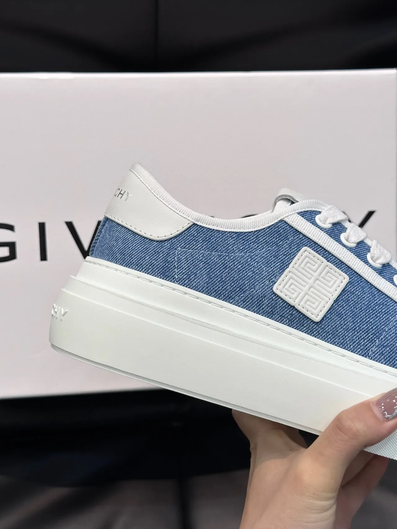 Givenchy Tênis Lifestyle Denim e Branco 5