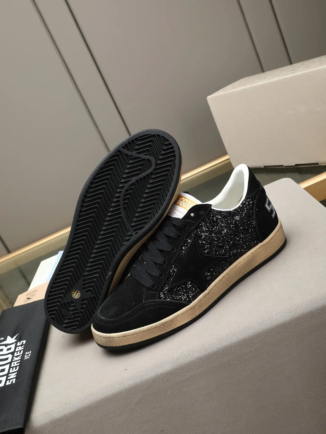 Golden Goose Ball Star Negro Beige Ante Plata Brillante Superposición Zapatos Lifestyle 4