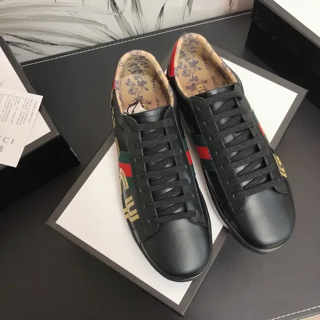 Gucci Ace أسود ذهبي شعار أحمر أخضر ويب أسلوب حياة أحذية رياضية 5
