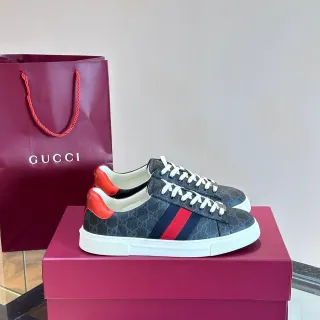 Gucci Ace GG Monogram Web Stripe 生活款运动鞋