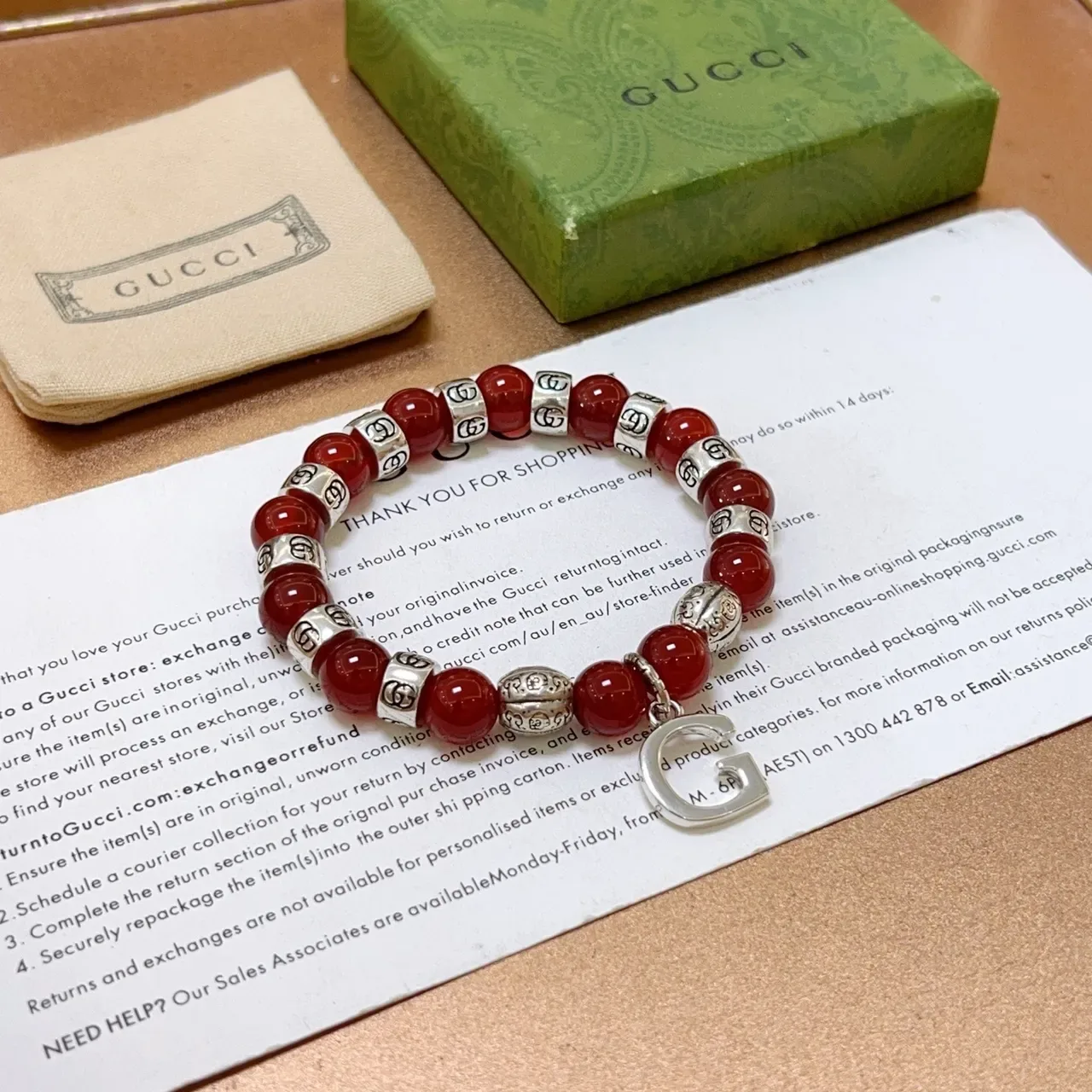 Gucci Beaded Red Agate and Silver-Tone Interlocking G Pendant Bracelet 3