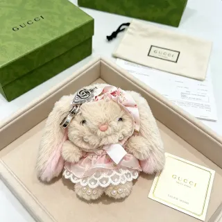 Gucci Beige Pink Plush Rabbit Faux Fur Crossbody Bag