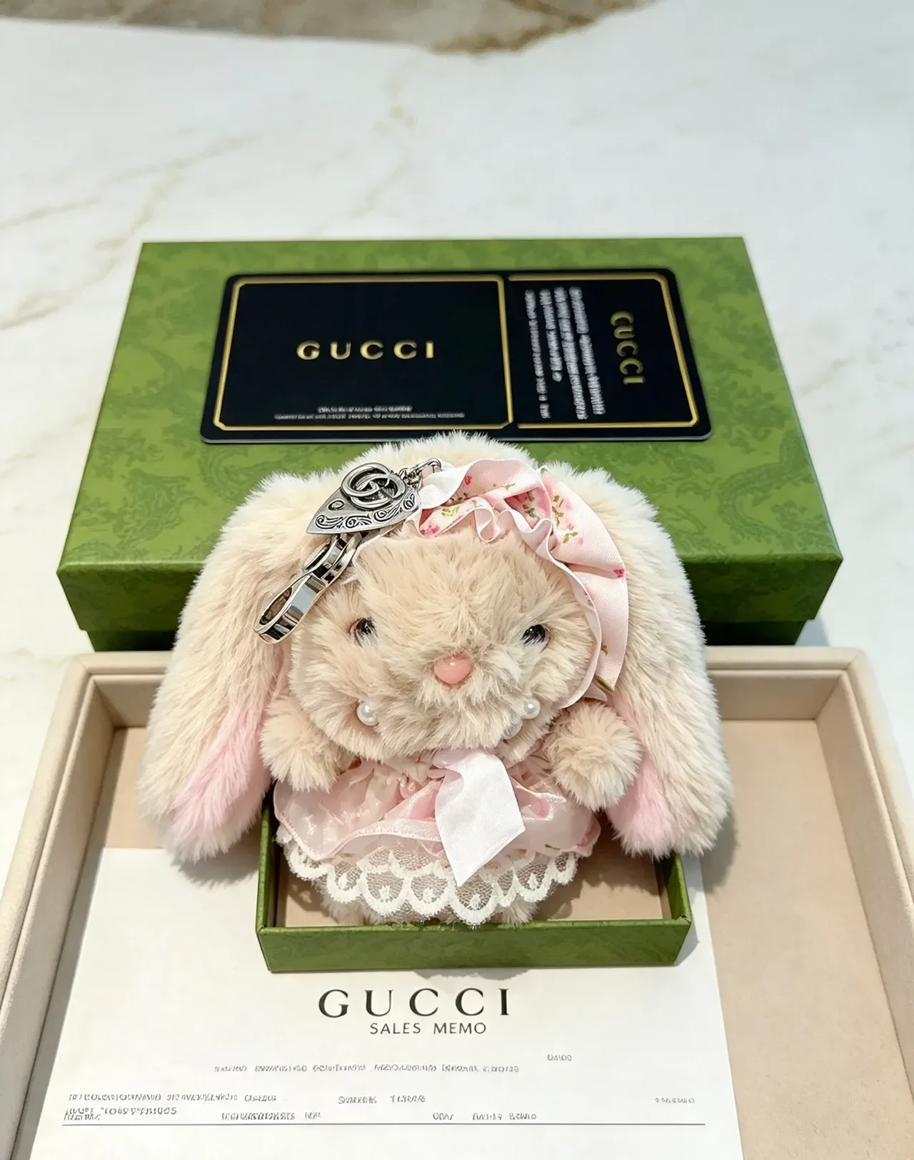 Gucci Bolso Cruzado Beige Rosa Conejo Peluche Piel Sintética 4