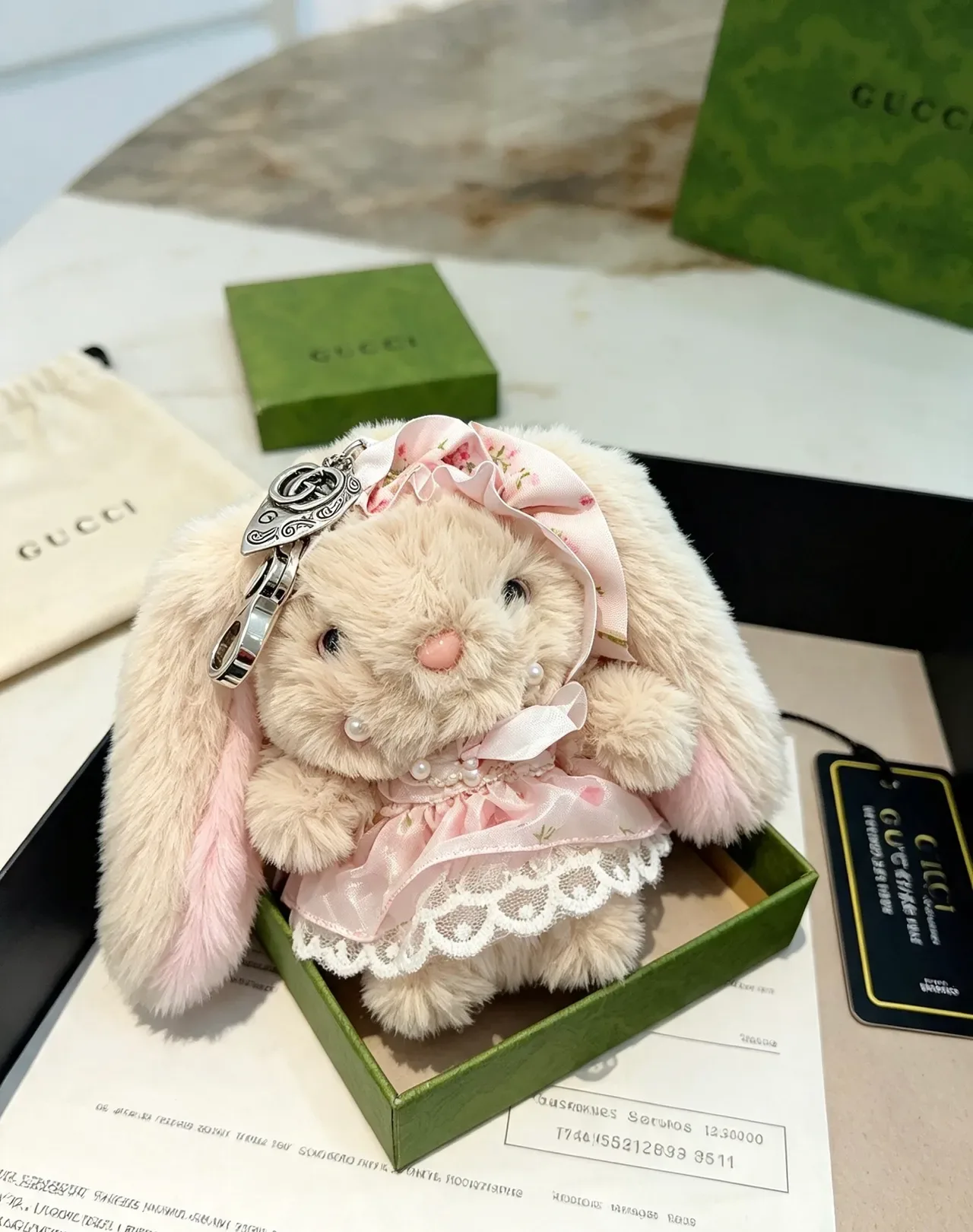 Gucci Bolso Cruzado Beige Rosa Conejo Peluche Piel Sintética 6