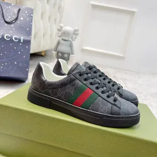 Gucci GG Monogram Canvas Web Stripe Side Panel Lifestyle Sneakers Noir et Vert