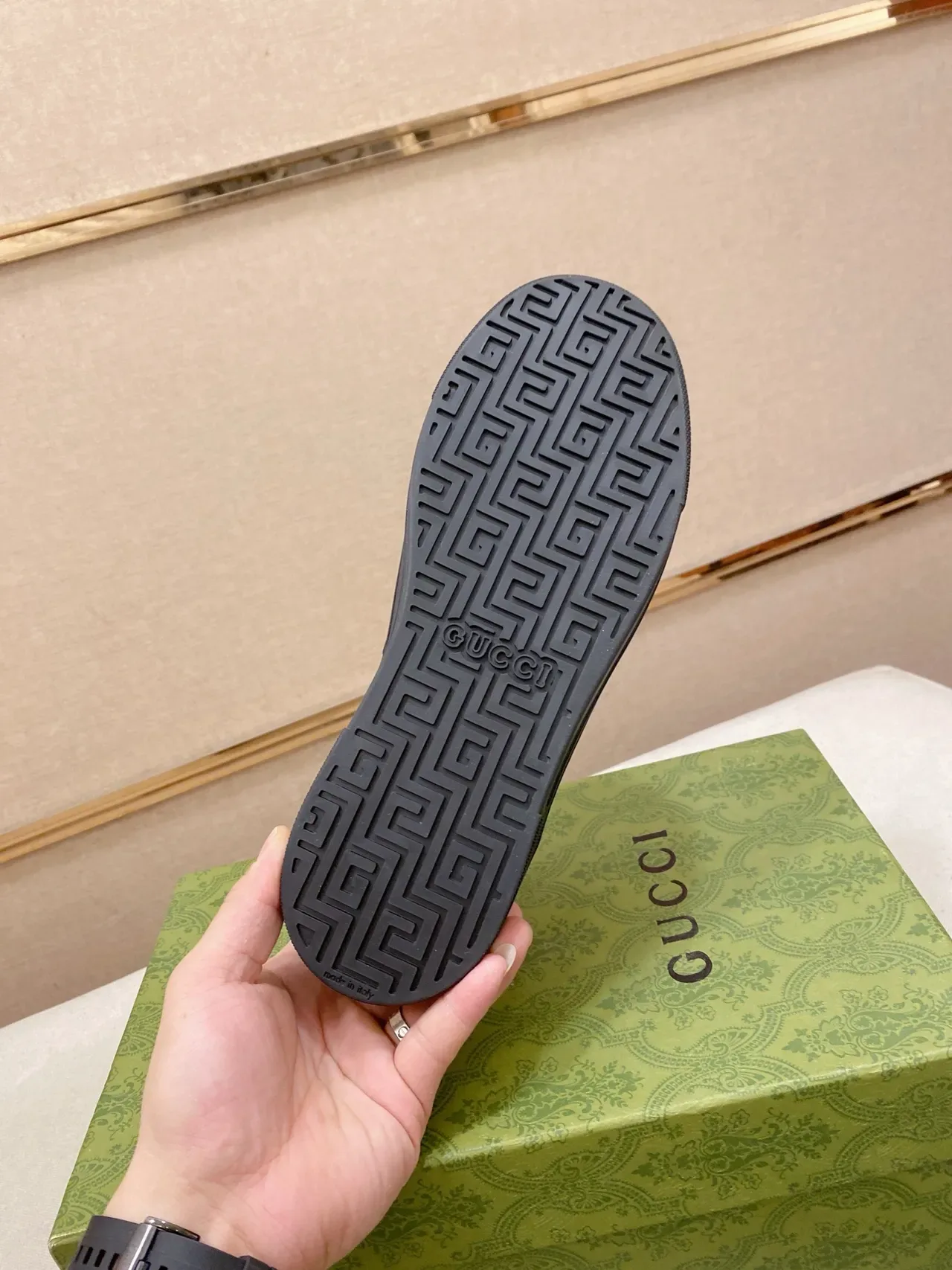 古驰 黑绿 皮革拼面板 平底杯底 休闲运动鞋 2