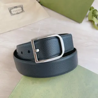 Gucci Black Silver Pebbled Rectangular Buckle Leather Belt