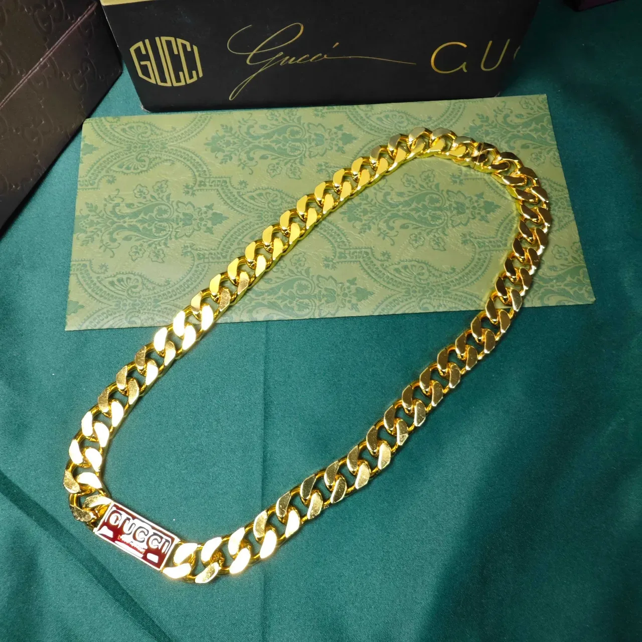 Gucci Curb-Link Chain Silver Red Enamel Plaque Necklace 2