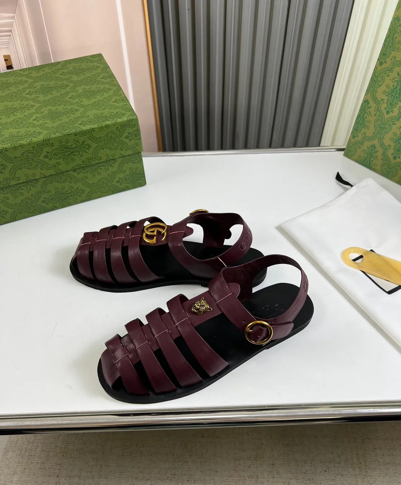 Gucci Dionysus Burdeos Oro Multi-Estras Cabeza de Tigre Hardware Sandalias Gladiator 7
