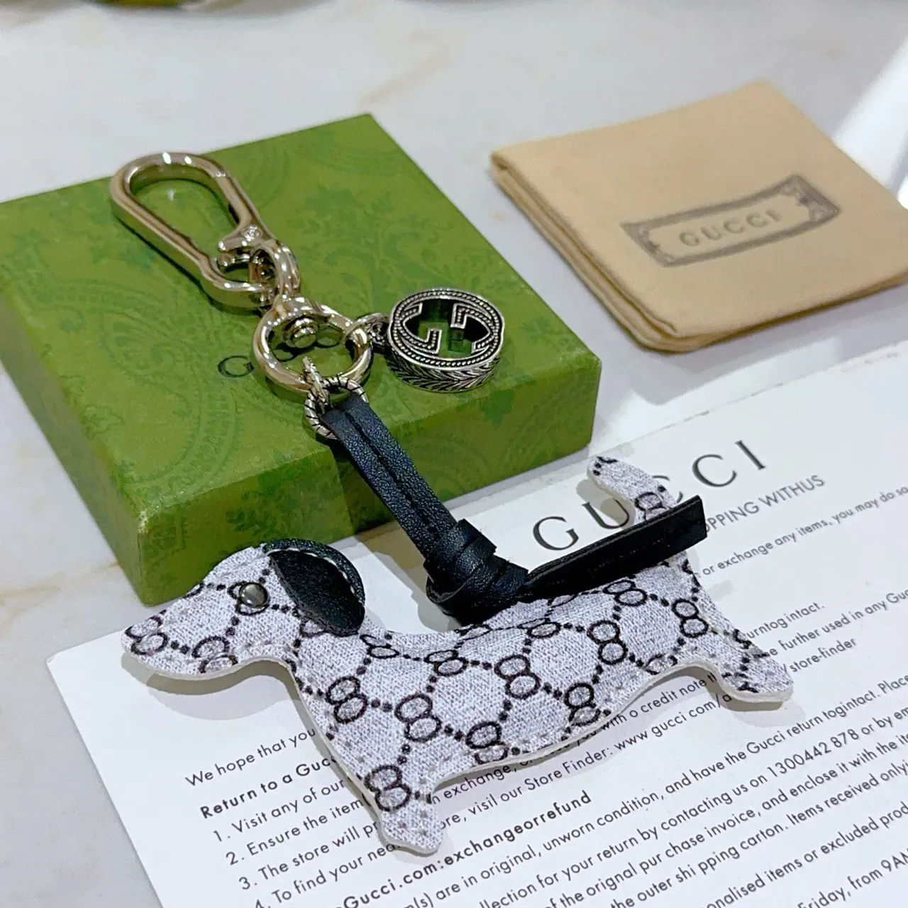 Gucci 狗狗魅力 白黑 GG Monogram 织物 斜挎包 5