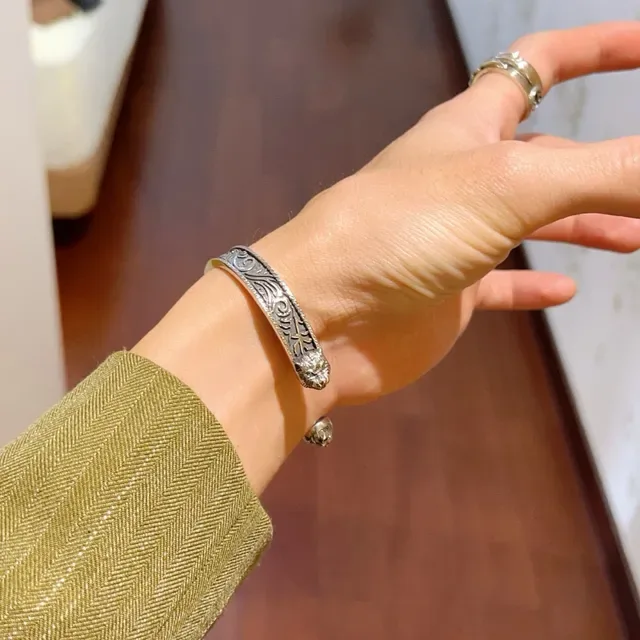 Gucci Double G Engraved Silver-Tone Cuff Bracelet 7