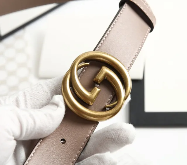 Gucci GG Marmont Beige Doré Lisse Interlocking G Boucle Ceinture en cuir 3