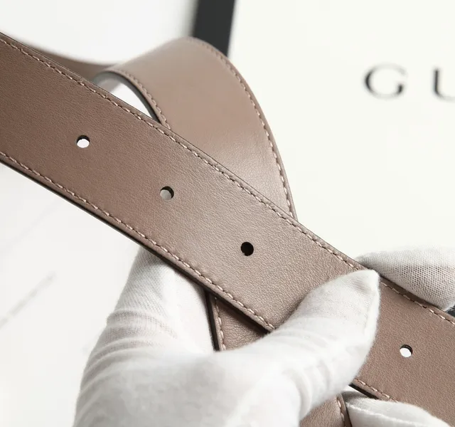 Gucci GG Marmont Beige Doré Lisse Interlocking G Boucle Ceinture en cuir 6