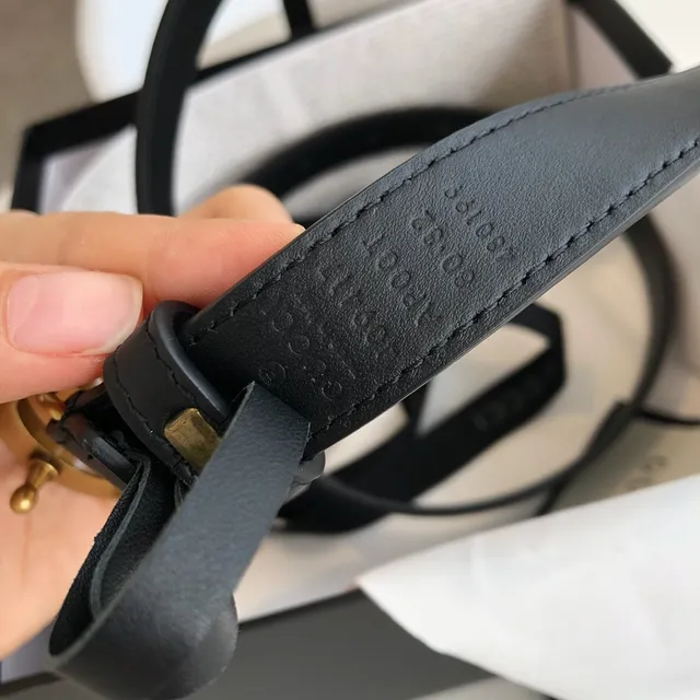 Gucci GG Marmont Noir Doré Boucle Interlocking G Ceinture en Cuir 3