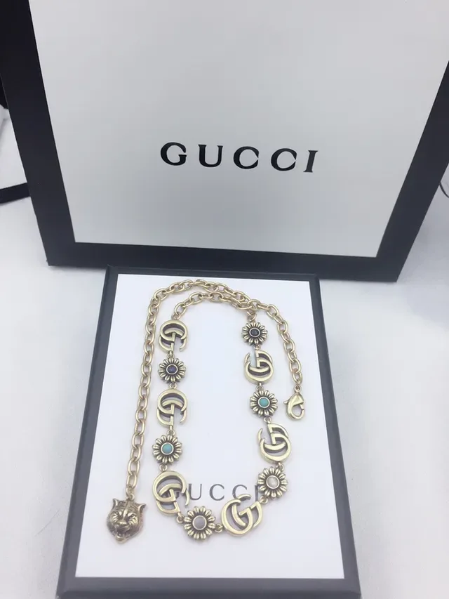 Collier Gucci GG Marmont Chaîne Or Bleu Motifs G Entrelacés 3