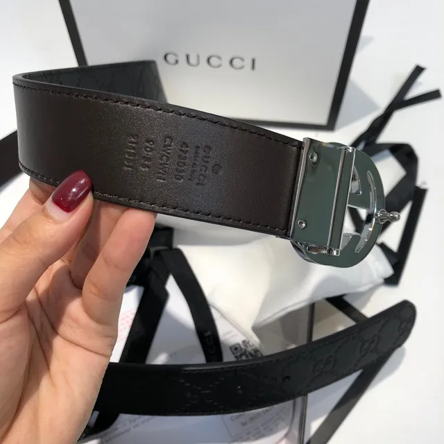 Gucci GG Marmont Interlocking G Buckle cinturón de cuero negro 2